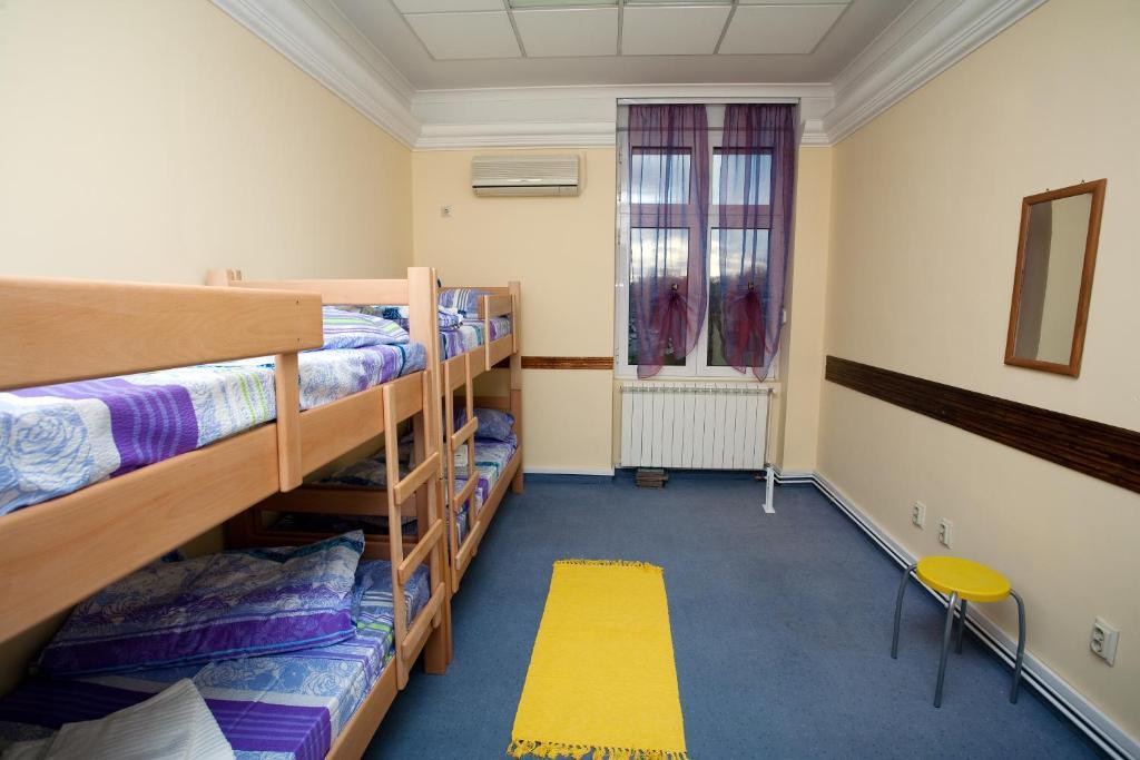 Hostel Parliament Belgrade Room photo