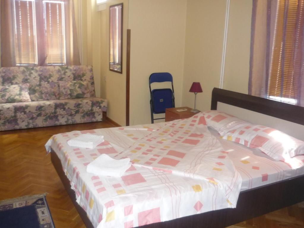 Hostel Parliament Belgrade Room photo